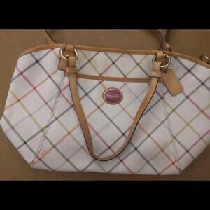 Coach leather PEYTON PLAID TATTERSALL Satchel crossbody tote bag. Creme Gold